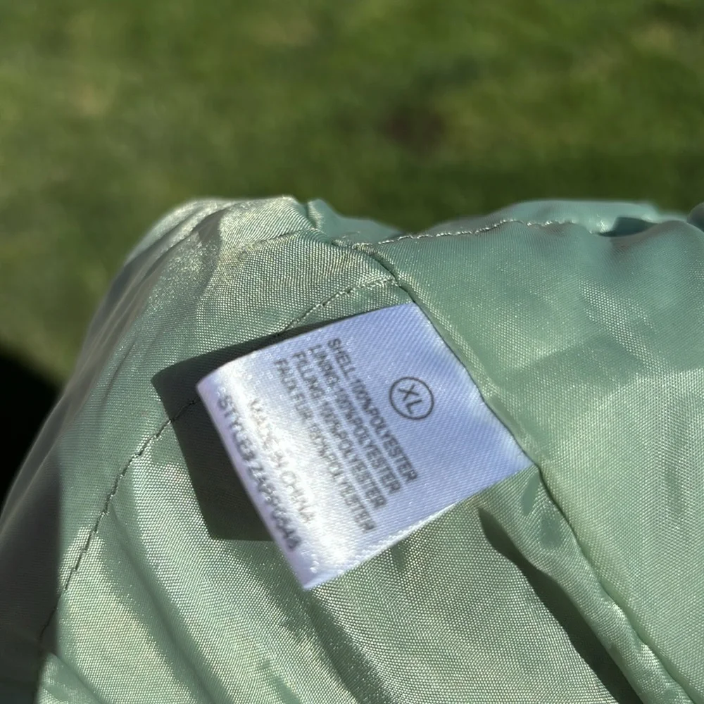NWOT Fashion Nova Cropped Puffer Jacket Size XL - Picture 5 of 6